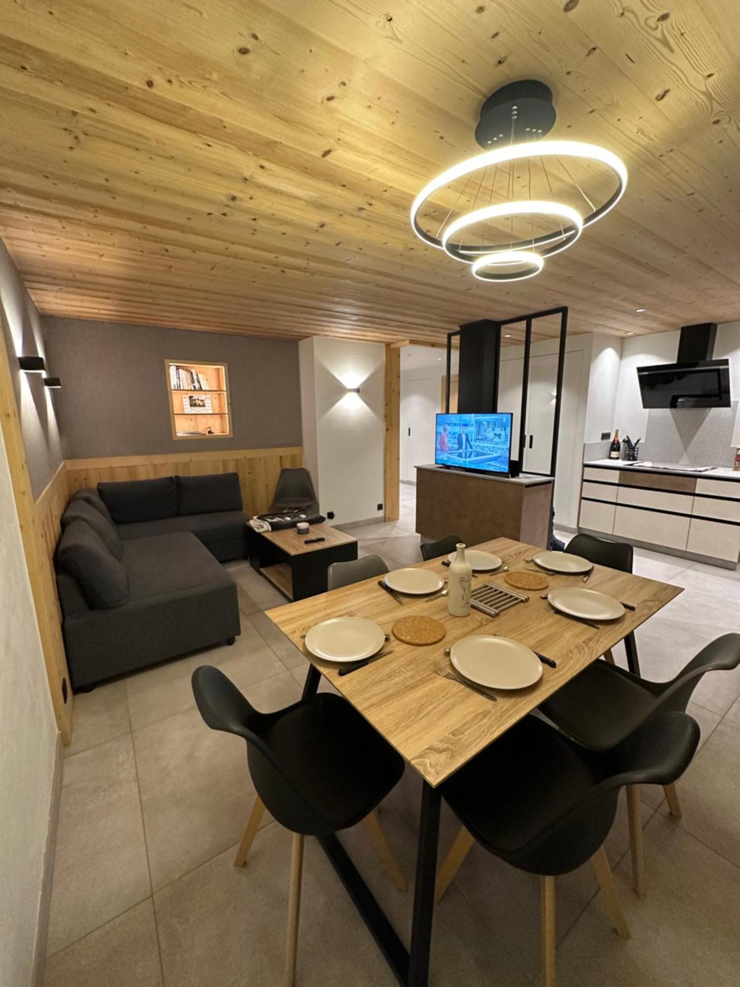 Luxueux Appartement T4 - Lac 5 Min - Parkings Privatifs - Vue Lac Et Montagne Annecy Bagian luar foto