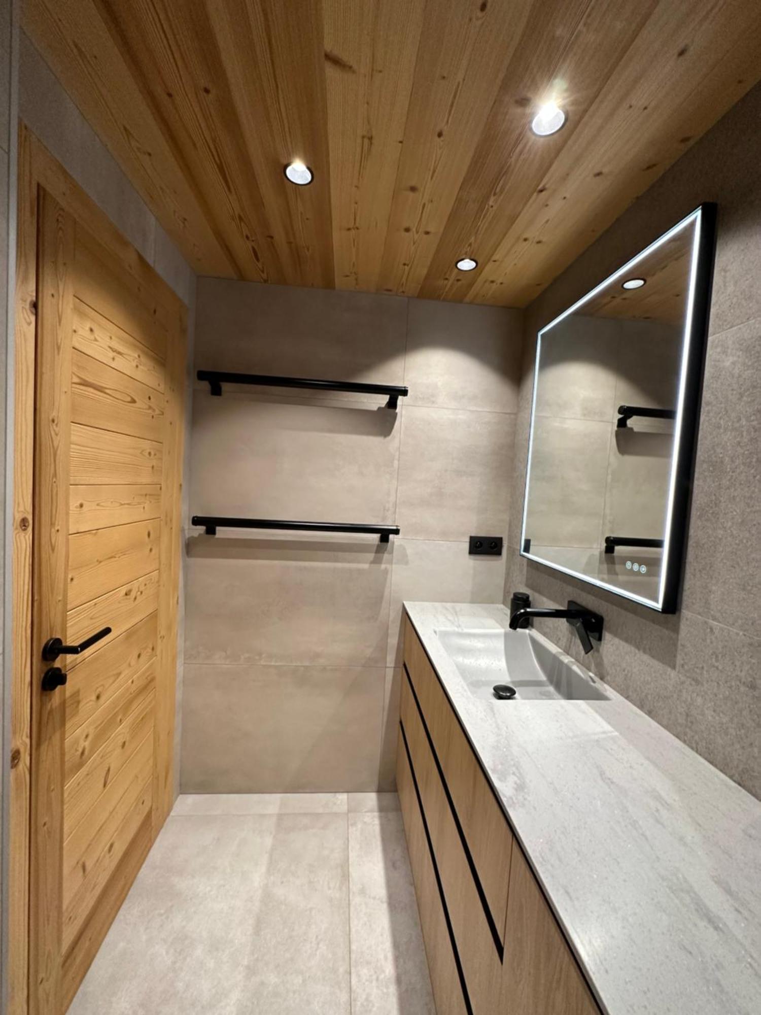 Luxueux Appartement T4 - Lac 5 Min - Parkings Privatifs - Vue Lac Et Montagne Annecy Bagian luar foto
